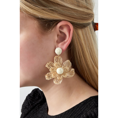 flower earrings