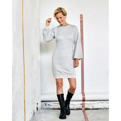 sweater dress puffsleeves